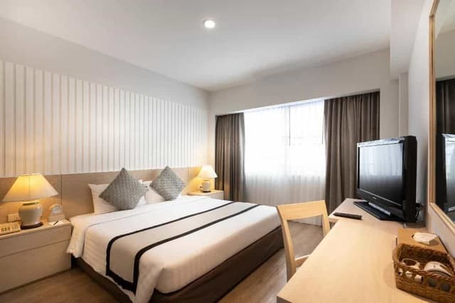 2 Bedroom Suite