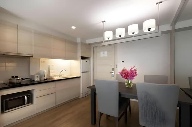 2 Bedroom Suite