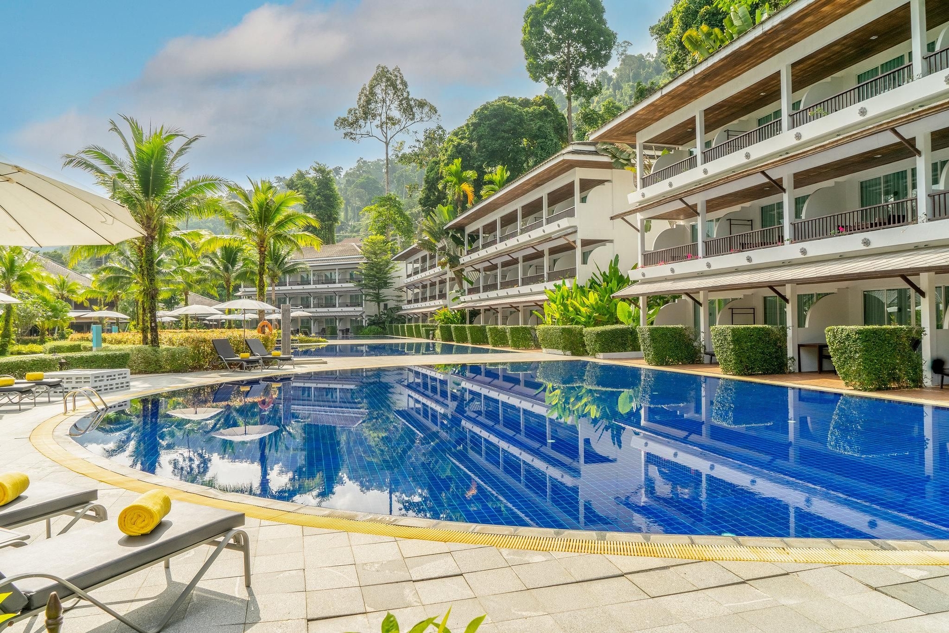 เซนติโด้ เขาหลัก (Sentido Khaolak)0