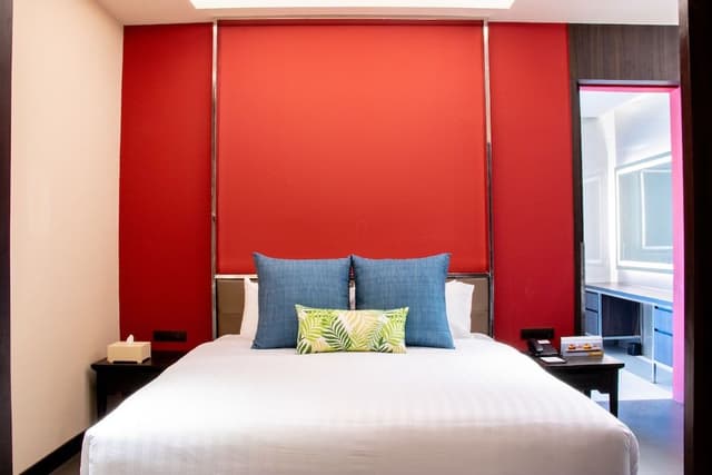 One Bedroom Suite