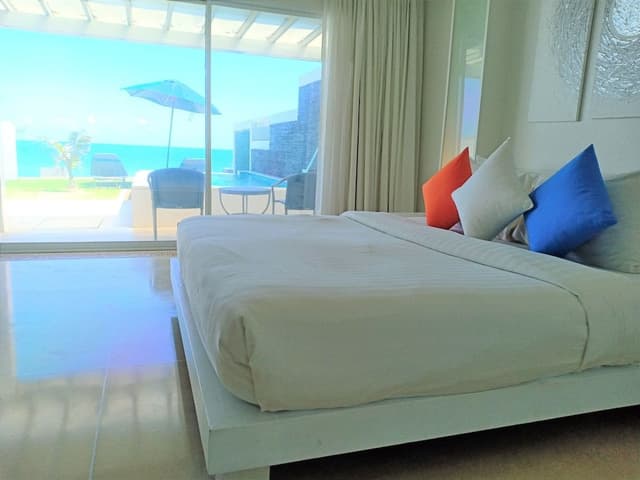 Ocean Pool Villa
