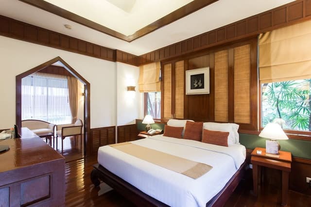 Grand Pool Villa