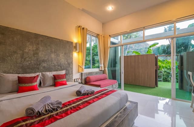 Executive Room