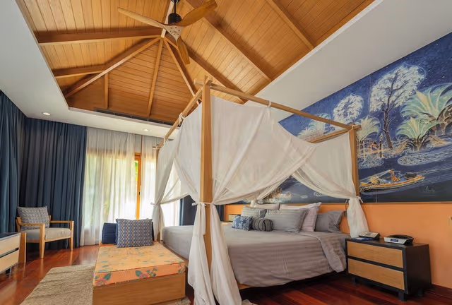 Tropical Pool Villa