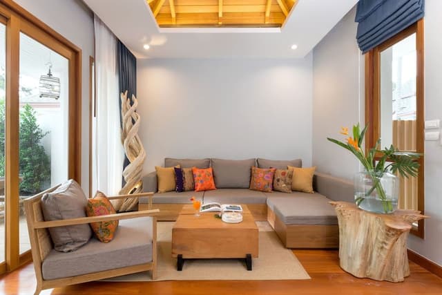 Tropical Pool Villa