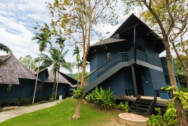 Deluxe Cottage