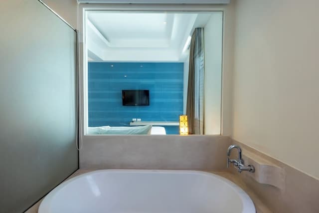 Pool Access Mini Suite Room