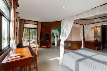 Family Room, 2 Bedrooms (Deluxe)