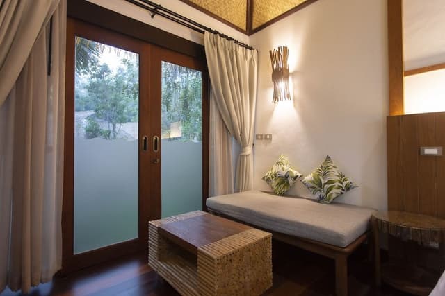 Deluxe Garden Cottage