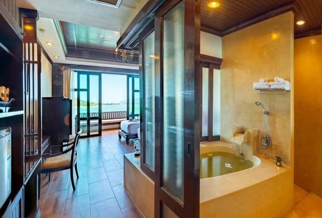Deluxe Suite, Sea View