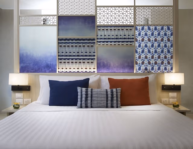 Deluxe Room, 1 King Bed, Ocean View