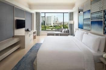 Deluxe Room, 1 King Bed, Ocean View