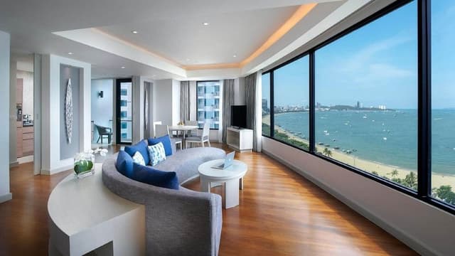 Club Executive Ocean Suite
