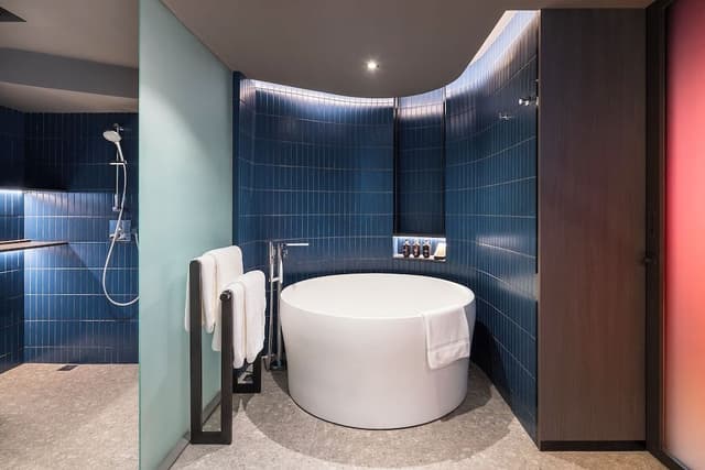 Gold Suite - Newly Renovated