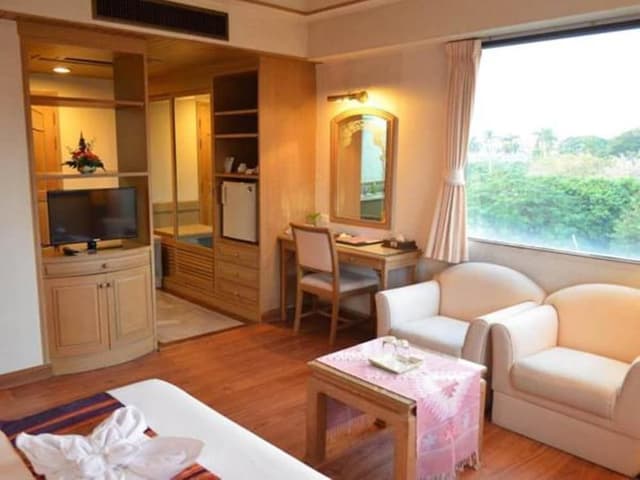Deluxe Classic Room