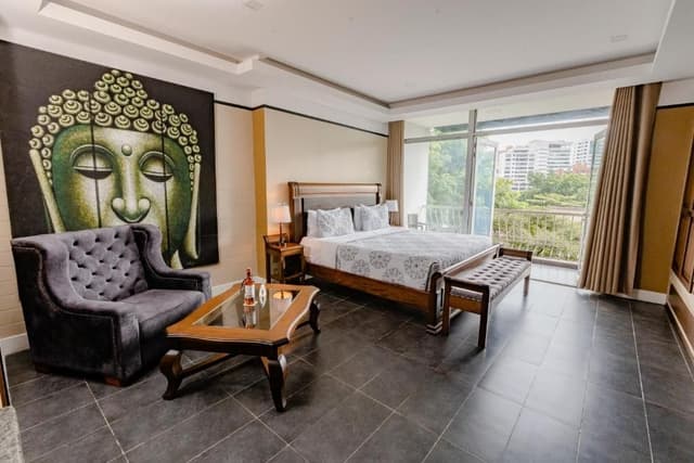 Superior Suite with Balcony