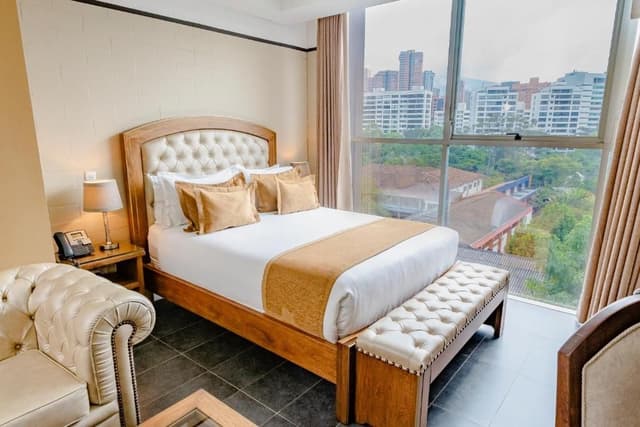 Executive Suite