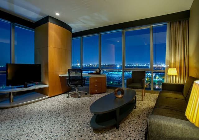 KING FAMILY SUITE ROOM WITH SEA VIEW