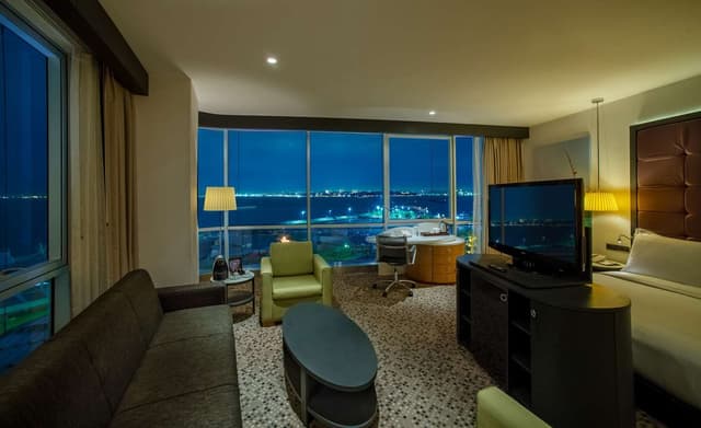KING JUNIOR SUITE ROOM WITH SEA VIEW