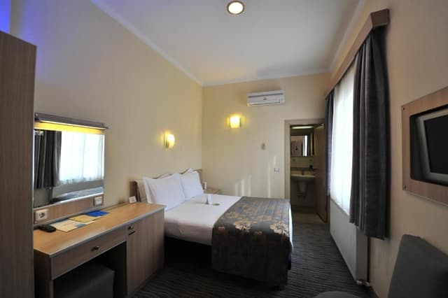 Single Room