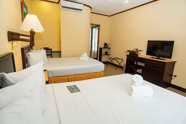 2 Double Beds, Non-Smoking, Superior Room, Continental Breakfast