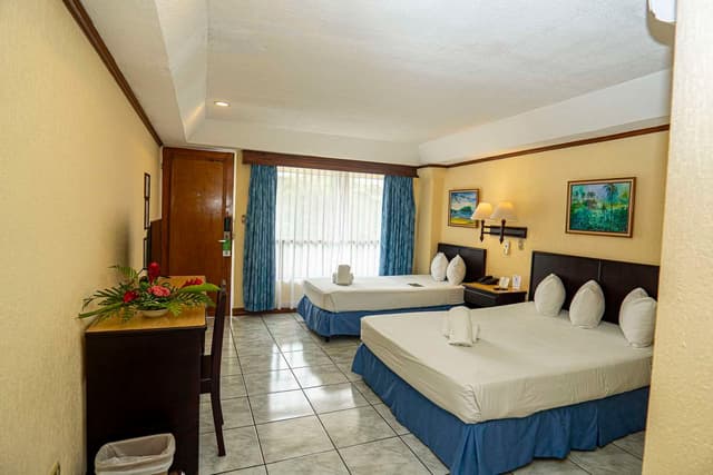 1 Double 1 Single, Non-Smoking, Superior Room, Continental Breakfast
