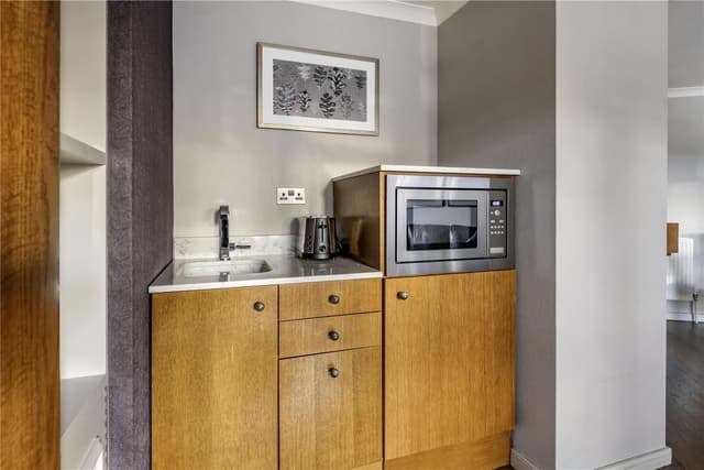 ONE BEDROOM SUITE WITH SOFA BED