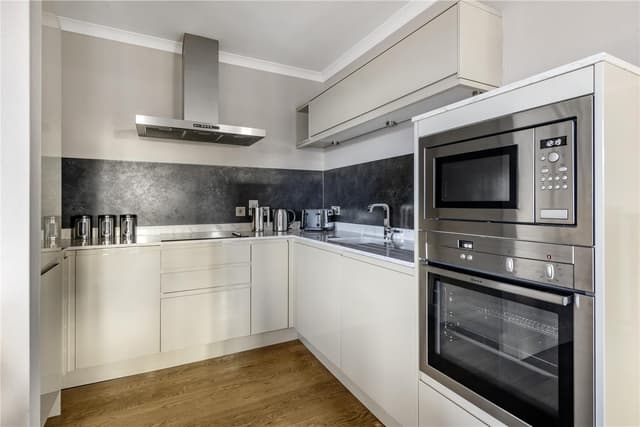 TWO BEDROOM DUPLEX SUITE WITH SOFA BED