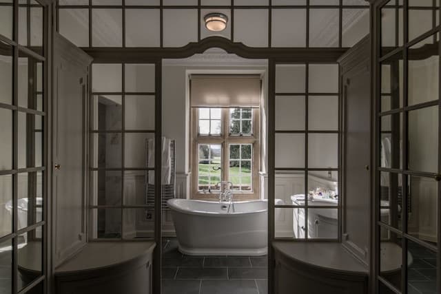 Suite (Mansion State Suite)