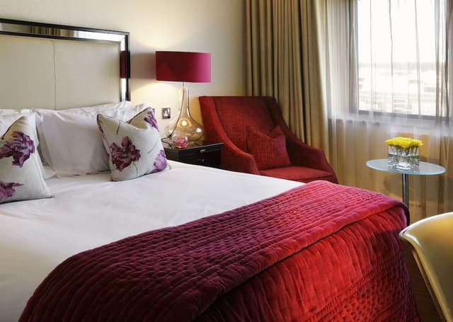 Deluxe Room, 1 Queen Bed