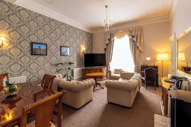 Suite
