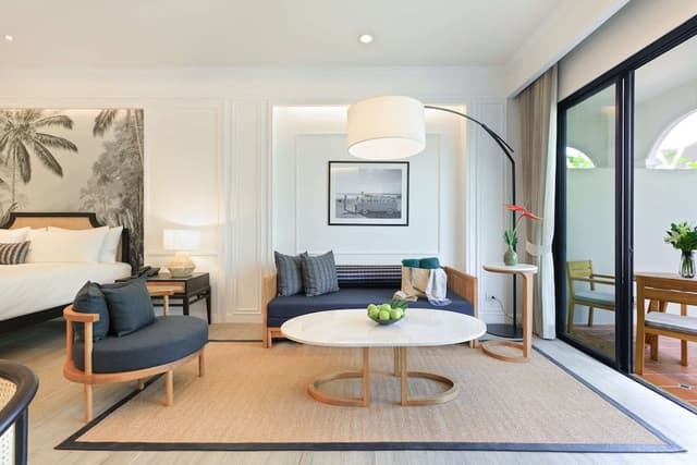 Club Room, 1 King Bed, Terrace (Garden)