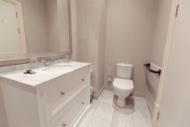 Deluxe Double Room, Partial Sea View