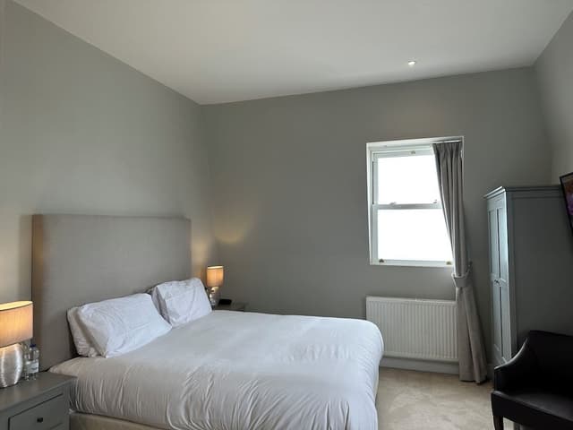 Deluxe Double Room, Partial Sea View