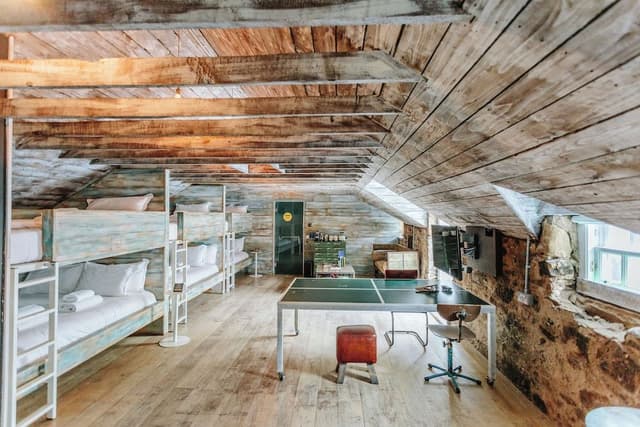 Private Dorm - The Ultimate Party Room