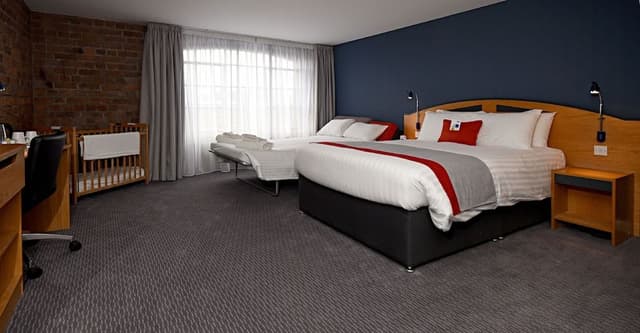 Standard Room, 1 Double Bed with Sofa bed (with Free Hot Breakfast)