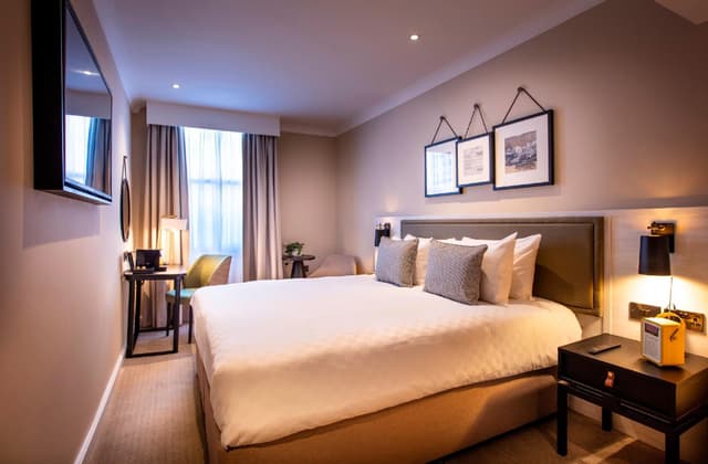 Classic Double Room
