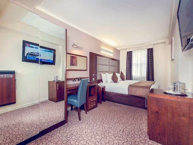 Executive Room, 1 King Bed