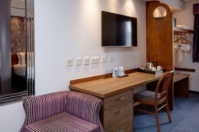 Standard Room, 2 Twin Beds, Accessible, Non Smoking