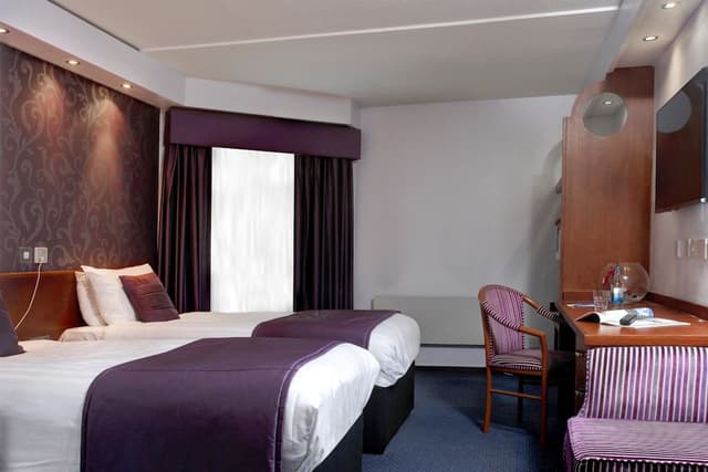 Standard Room, 2 Twin Beds, Accessible, Non Smoking