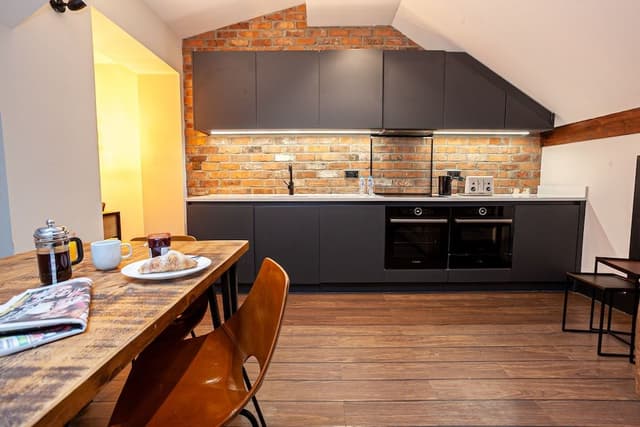 Apartment (603)