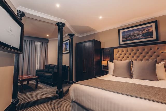 Executive Suite, 1 Double Bed with Sofa bed