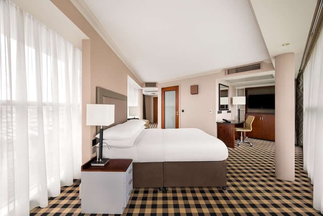 QUEEN ACCESSIBLE GUEST ROOM