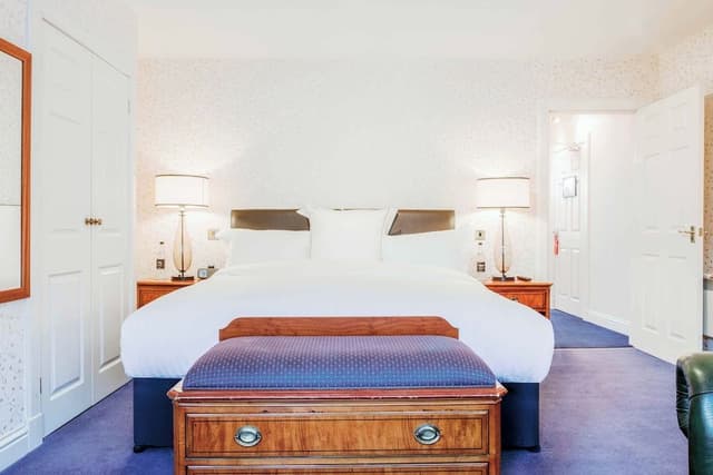Queen Mary Suite