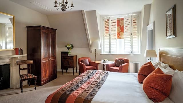 Classic Double or Twin Room