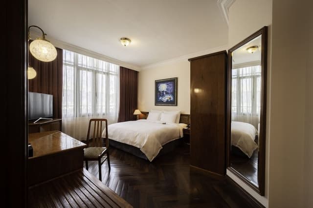 Century Suite