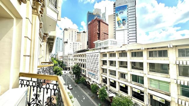 Century Deluxe City View Double (Breakfast included)