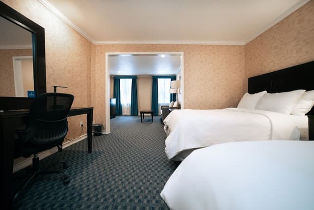 City View, Accessible, 2 Queen Beds