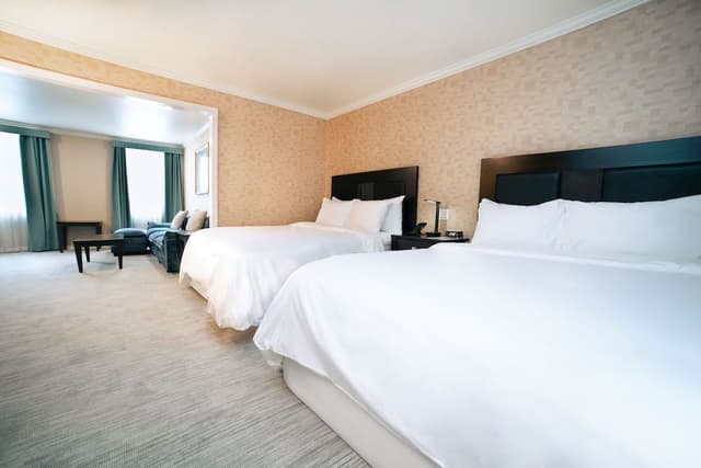 High Floor, City View, 2 Queen Beds Suite