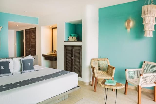 OCEAN VIEW DELUXE